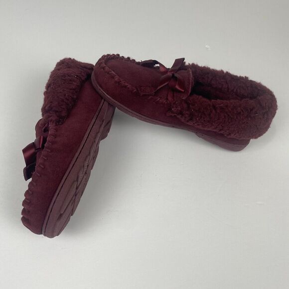 BEARPAW Shoes - BEARPAW Women Moccasin Comfortable & Light-Weight Slipper/Shoe Size 7 Wool Wine